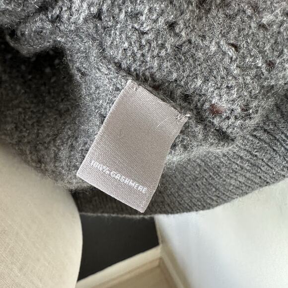 Neiman Marcus Cashmere Collection Cardigan Buckle Front Sweater - Picture 9 of 14